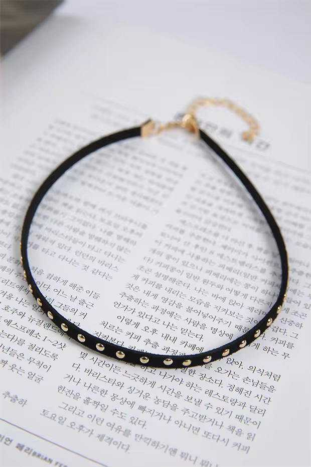 Classic Everyday Rivets Hot Nail Fender Necklace in Gold, view 9