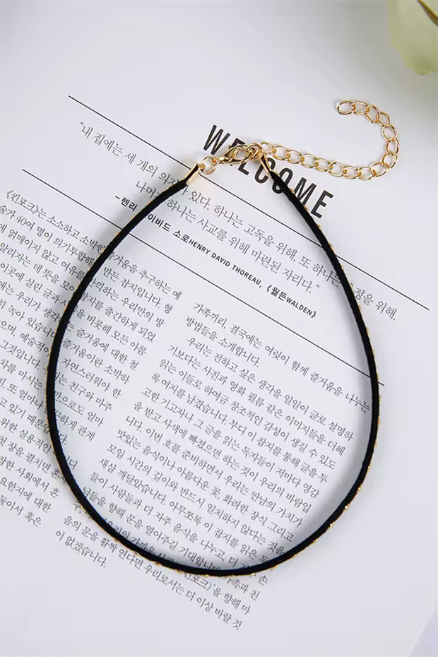 Classic Everyday Rivets Hot Nail Fender Necklace in Gold, view 6
