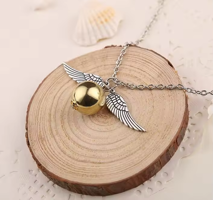 Classic Gold Chain Necklace for Everyday Wear - Elegant Layering Jewellery in Ancient silver