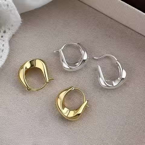 Classic Gold Versatile Round Circle Ear Hoop Earrings - Polished Gold Ear Hoop Earrings for Everyday Style