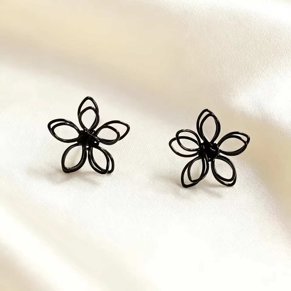 Ear Clips Flower Peach Heart Shaped Earrings , Comfortable and Secure Daily Wear in 02 clip on earrings