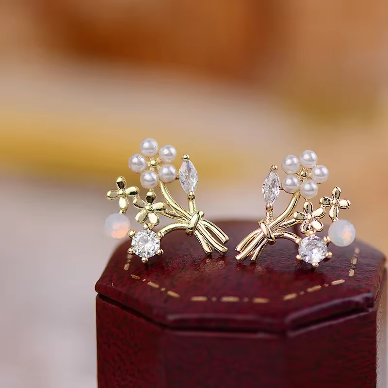 Ear Clips Flower Peach Heart Shaped Earrings , Comfortable and Secure Daily Wear