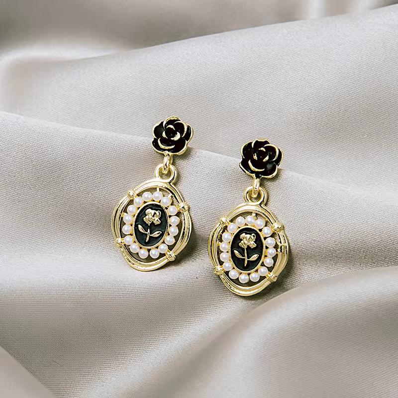 Ear Clips Flower Peach Heart Shaped Earrings , Comfortable and Secure Daily Wear in 20 clip on earrings