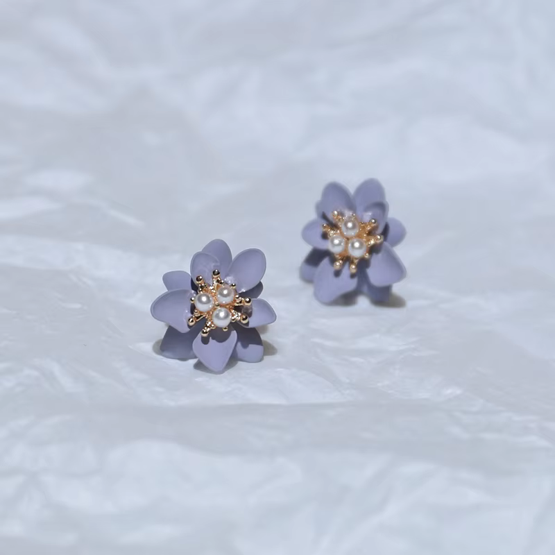 Ear Clips Flower Peach Heart Shaped Earrings , Comfortable and Secure Daily Wear in 19 clip on earrings