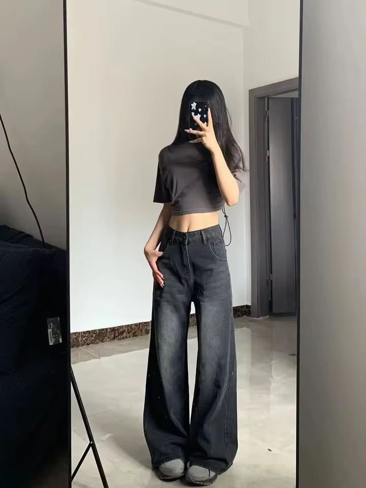 High-Waisted Loose-Fit Straight-Leg Jeans for Women, Bell-Bottom Denim Trousers in Black-3330, view 4