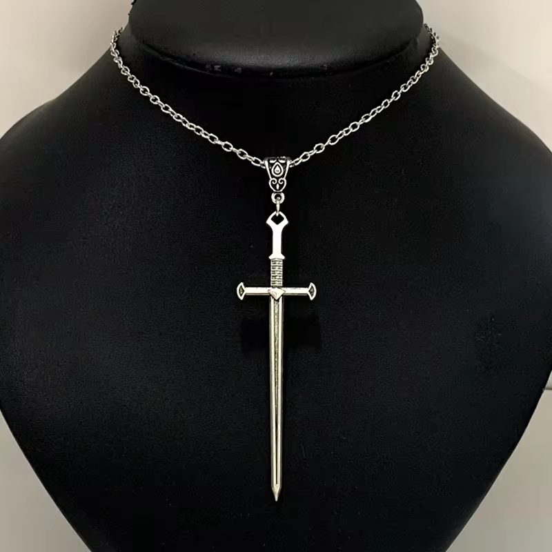 Kendra Scott Pendant Necklace with Adjustable Chain and Signature Silhouette and with Dagger Design in style-1