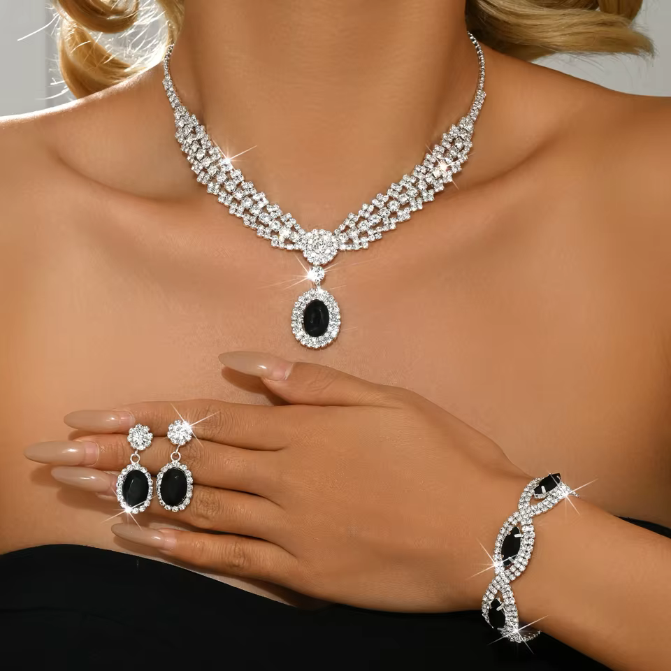 Pandora Necklace in Sterling Silver - Classic Chain and Pendant Jewellery For women in 84831411-Black, view 2