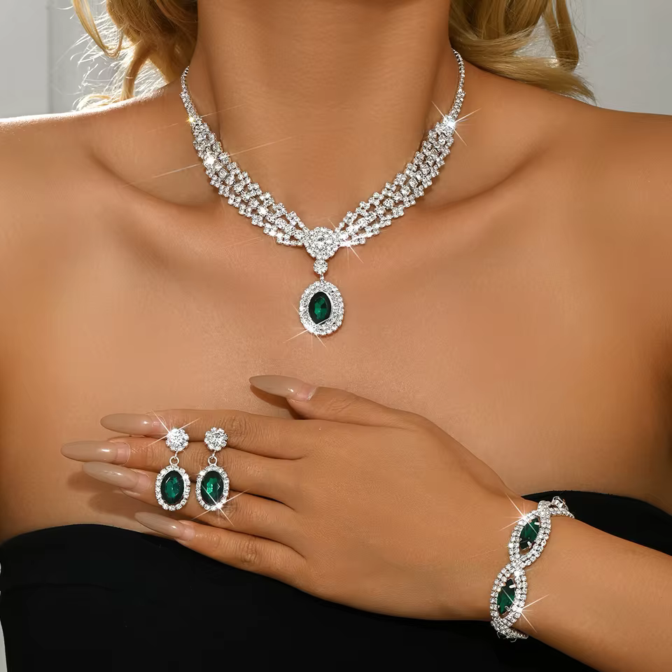 Pandora Necklace in Sterling Silver - Classic Chain and Pendant Jewellery For women in 84831406-Green, view 4