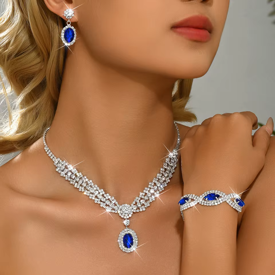 Pandora Necklace in Sterling Silver - Classic Chain and Pendant Jewellery For women in 84831408-Blue, view 3